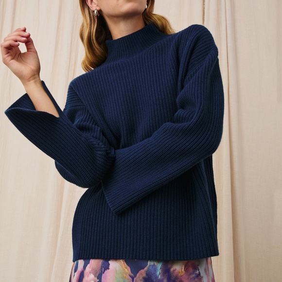 NWT Rails Sanna Sweater Dark Slate Navy Blue Rib Funnel Neck Slit Detail Soft XL - Picture 1 of 11